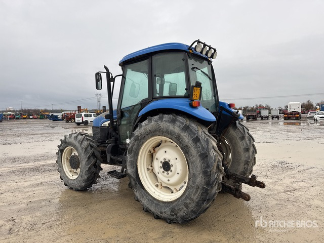 2004 New Holland TD90D 4WD Tractor - Trattore: foto 2 2004 New Holland TD90D 4WD Tractor - Trattore: foto 2