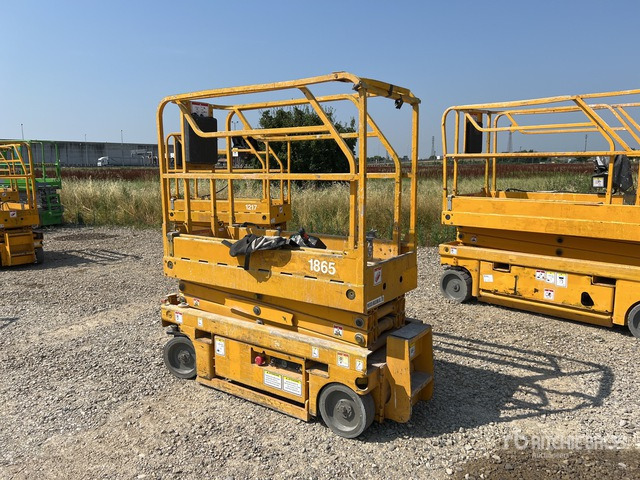 2008 Haulotte Optimum 8 Electric (Inoperable) Scissor Lift - Piattaforma a pantografo: foto 4 2008 Haulotte Optimum 8 Electric (Inoperable) Scissor Lift - Piattaforma a pantografo: foto 4