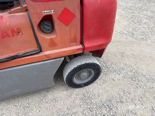 2009 Nissan Y1D2A250 2250 kg Forklift - Carrello elevatore diesel: foto 4 2009 Nissan Y1D2A250 2250 kg Forklift - Carrello elevatore diesel: foto 4