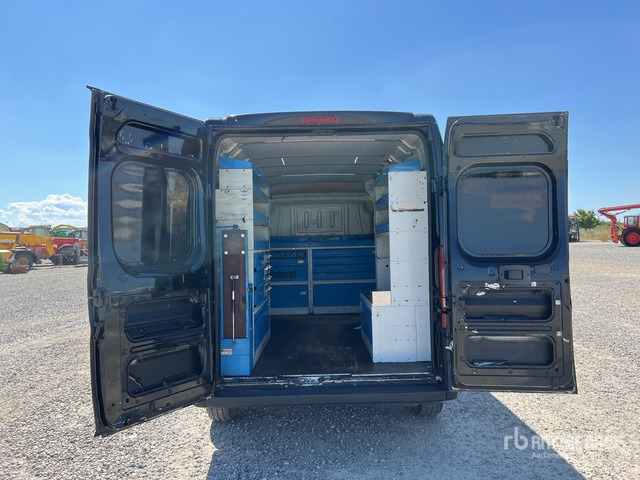 2010 Fiat Ducato 160 Mjt Autocarro furgonato - Furgone chiuso: foto 4 2010 Fiat Ducato 160 Mjt Autocarro furgonato - Furgone chiuso: foto 4