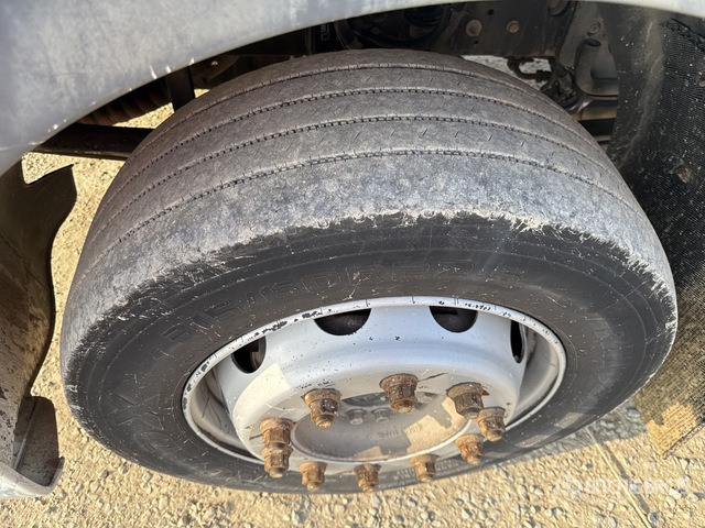 2010 Volvo FL290 4x2 Curtain Side Truck - Camion centinato: foto 5 2010 Volvo FL290 4x2 Curtain Side Truck - Camion centinato: foto 5