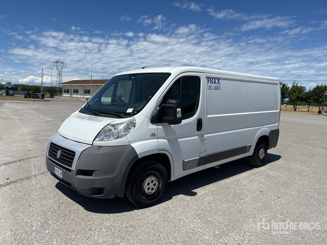 2012 Fiat Ducato 115 Mjt Refrigerated Truck - Trincia a martelli/ Trinciatrice: foto 1 2012 Fiat Ducato 115 Mjt Refrigerated Truck - Trincia a martelli/ Trinciatrice: foto 1