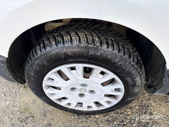 2013 Fiat Fiorino Automobile - Autocarro furgonato: foto 5 2013 Fiat Fiorino Automobile - Autocarro furgonato: foto 5