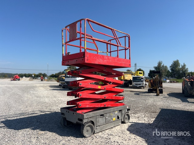 2013 Haulotte Compact 12 Electric Scissor Lift - Piattaforma a pantografo: foto 2 2013 Haulotte Compact 12 Electric Scissor Lift - Piattaforma a pantografo: foto 2