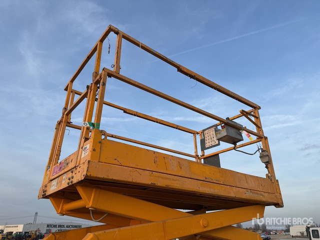 2013 Skyjack SJIII4626 Electric Scissor Lift - Piattaforma a pantografo: foto 5 2013 Skyjack SJIII4626 Electric Scissor Lift - Piattaforma a pantografo: foto 5