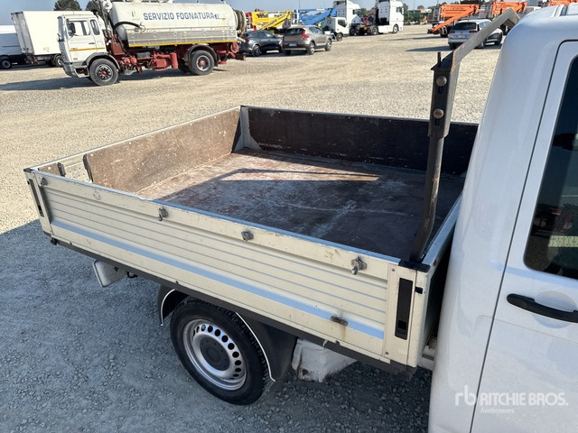 2014 Volkswagen Transporter Crew Cab Flatbed Truck - Furgone con cassone fisso: foto 5 2014 Volkswagen Transporter Crew Cab Flatbed Truck - Furgone con cassone fisso: foto 5
