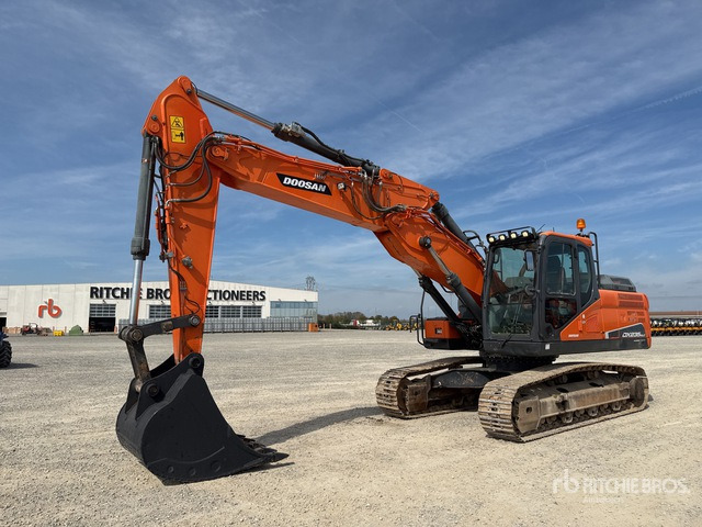 2017 Doosan DX235NLC-5 Escavatore cingolato - Escavatore cingolato: foto 2 2017 Doosan DX235NLC-5 Escavatore cingolato - Escavatore cingolato: foto 2