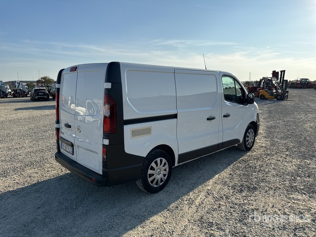 2017 Nissan NV300 Autocarro furgonato - Furgoncino: foto 4 2017 Nissan NV300 Autocarro furgonato - Furgoncino: foto 4