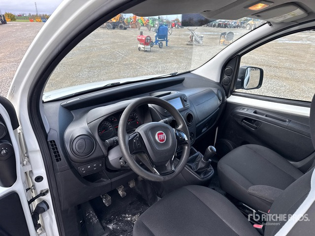 2019 Fiat Fiorino 1.3 MULTIJET 95 CV E6 SX Van Truck - Autocarro furgonato: foto 4 2019 Fiat Fiorino 1.3 MULTIJET 95 CV E6 SX Van Truck - Autocarro furgonato: foto 4
