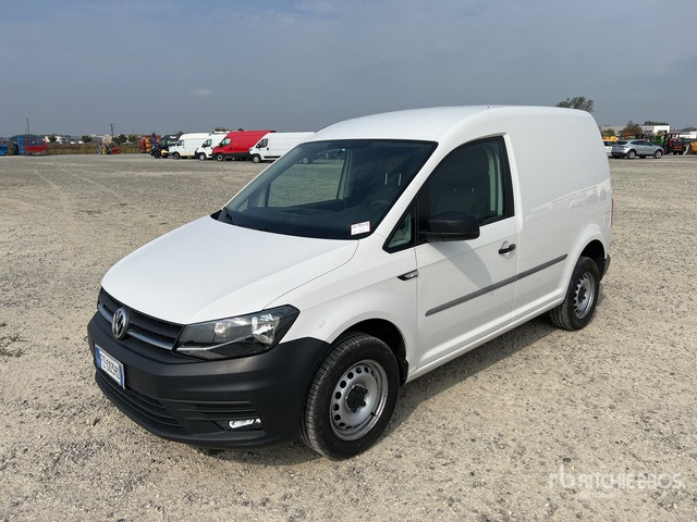 2019 Volkswagen Caddy 2.0 TDI 122CV 4MOTION BUSINESS Van Truck - Furgoncino: foto 1 2019 Volkswagen Caddy 2.0 TDI 122CV 4MOTION BUSINESS Van Truck - Furgoncino: foto 1
