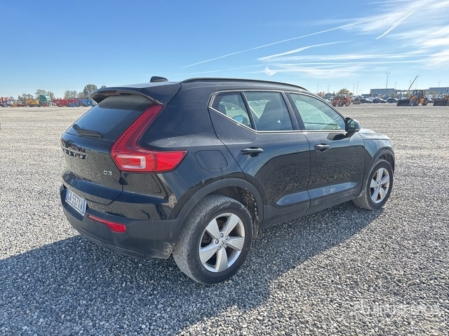 2020 Volvo XC40 D3 GEARTRONIC BUSINESS SUV - SUV/ Fuoristrada: foto 4 2020 Volvo XC40 D3 GEARTRONIC BUSINESS SUV - SUV/ Fuoristrada: foto 4