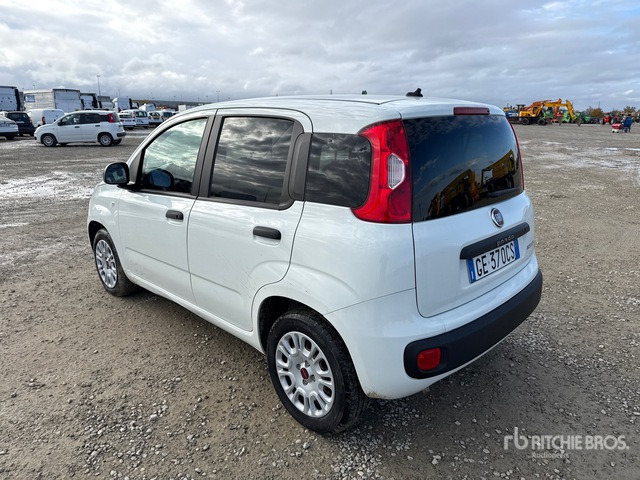 2021 Fiat Panda BERLINA 1.0 70CV HYBRID EURO 6D ... Automobile - Autovettura: foto 2 2021 Fiat Panda BERLINA 1.0 70CV HYBRID EURO 6D ... Automobile - Autovettura: foto 2