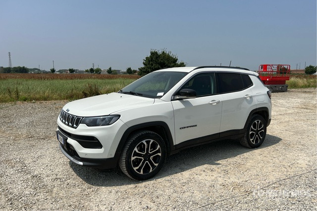 2021 Jeep Compass 1.3 T4 PHEV 190CV LIMITED 4XE SUV - SUV/ Fuoristrada: foto 3 2021 Jeep Compass 1.3 T4 PHEV 190CV LIMITED 4XE SUV - SUV/ Fuoristrada: foto 3