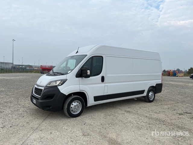 2021 Peugeot Boxer 333 L3H2 2.2 BLUEHDI 140CV S&S Van Truck - Furgone chiuso: foto 3 2021 Peugeot Boxer 333 L3H2 2.2 BLUEHDI 140CV S&S Van Truck - Furgone chiuso: foto 3