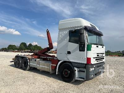 IVECO MAGIRUS 260E43/ 6x2 Sleeper - Autocarro scarrabile: foto 4 IVECO MAGIRUS 260E43/ 6x2 Sleeper - Autocarro scarrabile: foto 4