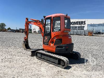 KUBOTA U35-3A2 - Miniescavatore: foto 2 KUBOTA U35-3A2 - Miniescavatore: foto 2
