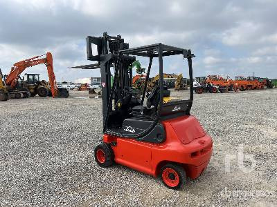 LINDE E20P-02 2000 kg - Carrello elevatore elettrico: foto 2 LINDE E20P-02 2000 kg - Carrello elevatore elettrico: foto 2