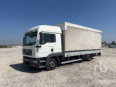 MAN TGL 12.240 4x2 - Camion centinato: foto 2 MAN TGL 12.240 4x2 - Camion centinato: foto 2