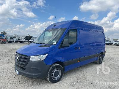 MERCEDES-BENZ SPRINTER 311 CDI LONG - Autocarro furgonato: foto 2 MERCEDES-BENZ SPRINTER 311 CDI LONG - Autocarro furgonato: foto 2