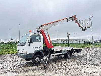 NISSAN CABSTAR 2004 Multitel Pagliero MJ 190 A ... - Piattaforma autocarrata: foto 1 NISSAN CABSTAR 2004 Multitel Pagliero MJ 190 A ... - Piattaforma autocarrata: foto 1