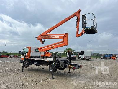 NISSAN CABSTAR 2014 CTE ZED 21JH 21 m on - Piattaforma autocarrata: foto 2 NISSAN CABSTAR 2014 CTE ZED 21JH 21 m on - Piattaforma autocarrata: foto 2