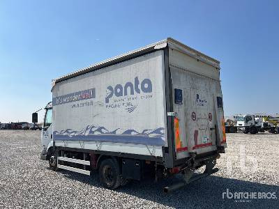 RENAULT MIDLUM 180.75 4x2 - Camion centinato: foto 2 RENAULT MIDLUM 180.75 4x2 - Camion centinato: foto 2