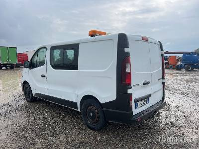 RENAULT TRAFIC 145 - Autocarro furgonato: foto 2 RENAULT TRAFIC 145 - Autocarro furgonato: foto 2