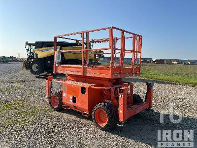 SKYJACK SJ6832RT 4x4 Diesel - Piattaforma a pantografo: foto 2 SKYJACK SJ6832RT 4x4 Diesel - Piattaforma a pantografo: foto 2
