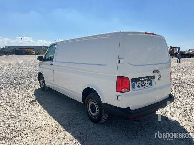 VOLKSWAGEN TRANSPORTER 2.0 TDI BlueMotion SCR 81kW 5-speed - Autocarro furgonato: foto 2 VOLKSWAGEN TRANSPORTER 2.0 TDI BlueMotion SCR 81kW 5-speed - Autocarro furgonato: foto 2