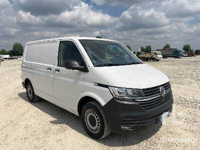 VOLKSWAGEN TRANSPORTER 2.0 TDI BlueMotion SCR 81kW 5-speed - Autocarro furgonato: foto 4 VOLKSWAGEN TRANSPORTER 2.0 TDI BlueMotion SCR 81kW 5-speed - Autocarro furgonato: foto 4