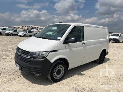VOLKSWAGEN TRANSPORTER 2.0 TDI BlueMotion SCR 81kW 5-speed - Autocarro furgonato: foto 1 VOLKSWAGEN TRANSPORTER 2.0 TDI BlueMotion SCR 81kW 5-speed - Autocarro furgonato: foto 1