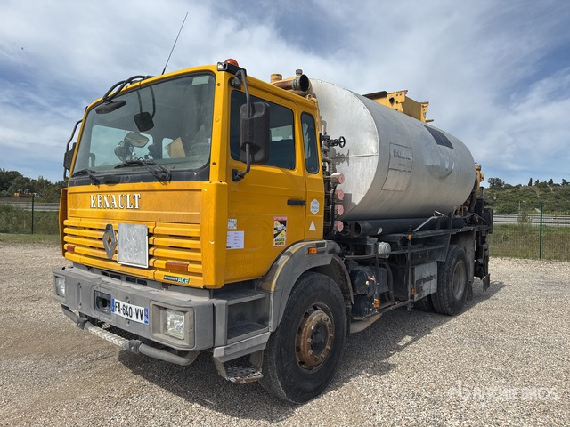 1995 Renault 1995 Acmar on 4x2 Crew Cab Repa ... Asphalt Distributor Truck - Spruzzatrice di emulsione bituminosa: foto 2 1995 Renault 1995 Acmar on 4x2 Crew Cab Repa ... Asphalt Distributor Truck - Spruzzatrice di emulsione bituminosa: foto 2