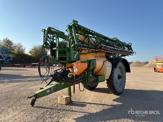 2007 Amazone UX5200 40 m High Clearance Pulverisate ... Pull-Type Sprayer - Polverizzatore trainato: foto 1 2007 Amazone UX5200 40 m High Clearance Pulverisate ... Pull-Type Sprayer - Polverizzatore trainato: foto 1