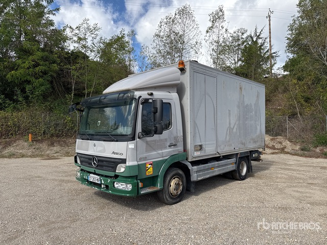 2008 Mercedes-Benz Atego 918 4x2 Camion Atelier Service Truck - Autocarro furgonato: foto 1 2008 Mercedes-Benz Atego 918 4x2 Camion Atelier Service Truck - Autocarro furgonato: foto 1