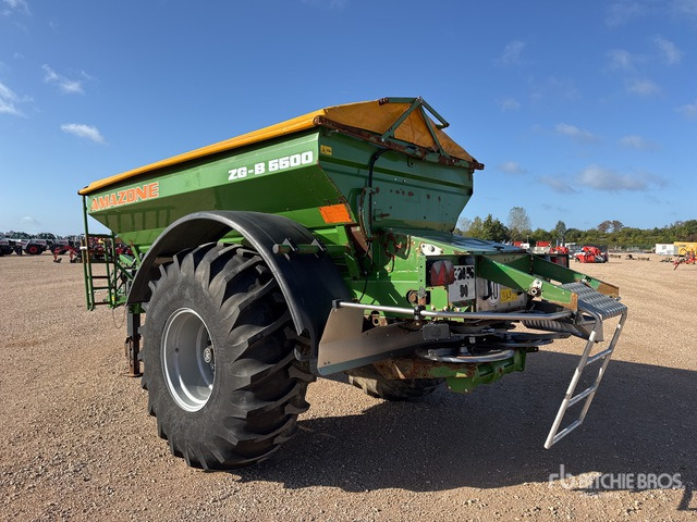 2009 Amazone ZG-B5500 36 m Semi-Mount S/A 5500 L Epan ... Fertilizer Spreader - Spandiconcime: foto 3 2009 Amazone ZG-B5500 36 m Semi-Mount S/A 5500 L Epan ... Fertilizer Spreader - Spandiconcime: foto 3