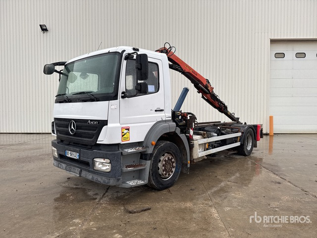 2010 Mercedes-Benz Axor 1829 2010 Palfinger Pk6500 on 4x2 Ch ... Dump Truck with Crane - Autocarro ribaltabile: foto 1 2010 Mercedes-Benz Axor 1829 2010 Palfinger Pk6500 on 4x2 Ch ... Dump Truck with Crane - Autocarro ribaltabile: foto 1