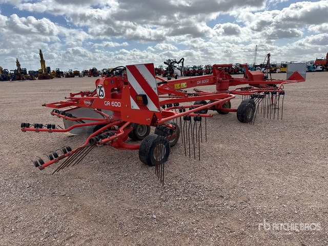 2012 Kuhn GA 6002 6 m Semi-Mount 2 Rotor Andaineur Hay Rake - Voltafieno: foto 4 2012 Kuhn GA 6002 6 m Semi-Mount 2 Rotor Andaineur Hay Rake - Voltafieno: foto 4
