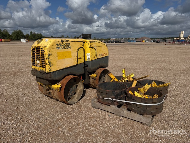 2012 Wacker RT82-SC2 Compacteur De Tranchee Pied De ... Trench Compactor - Mini rullo: foto 1 2012 Wacker RT82-SC2 Compacteur De Tranchee Pied De ... Trench Compactor - Mini rullo: foto 1
