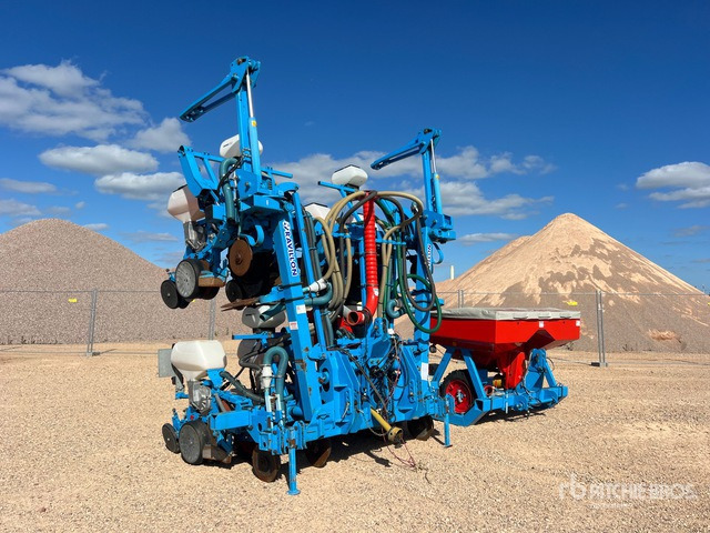 2014 Monosem NG+4 Semoir Monograine 8 Rangs 8 Row Planter - Seminatrice di precisione: foto 2 2014 Monosem NG+4 Semoir Monograine 8 Rangs 8 Row Planter - Seminatrice di precisione: foto 2