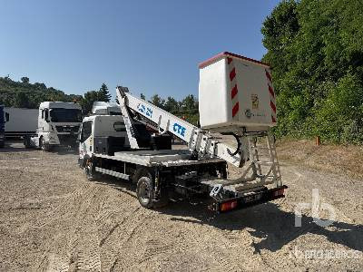 NISSAN CABSTAR 35.12 2013 CTE 201PRO H 19 m on 4x2 C ... - Piattaforma autocarrata: foto 2 NISSAN CABSTAR 35.12 2013 CTE 201PRO H 19 m on 4x2 C ... - Piattaforma autocarrata: foto 2