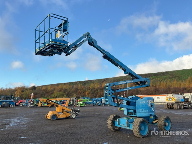 2012 Genie Z4525J 4WD Diesel Articulating Boom Lift - Piattaforma articolata: foto 2 2012 Genie Z4525J 4WD Diesel Articulating Boom Lift - Piattaforma articolata: foto 2
