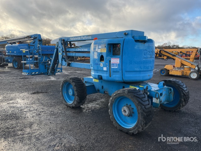 2012 Genie Z4525J 4WD Diesel Articulating Boom Lift - Piattaforma articolata: foto 4 2012 Genie Z4525J 4WD Diesel Articulating Boom Lift - Piattaforma articolata: foto 4