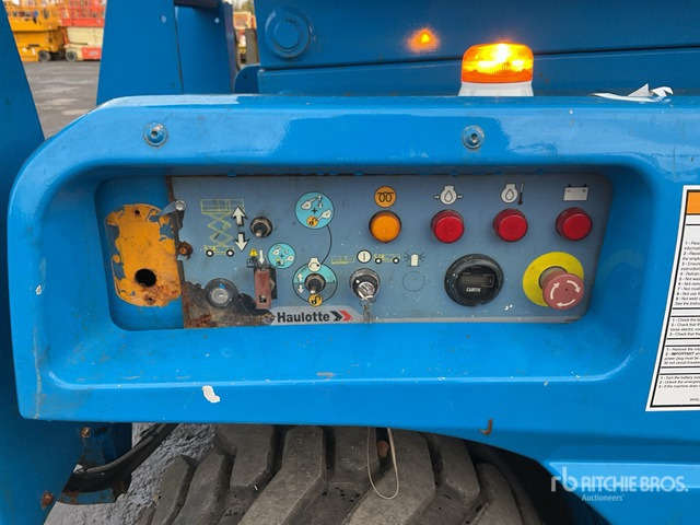 2014 Haulotte Compact 12DX 4x4 Diesel Scissor Lift - Piattaforma a pantografo: foto 5 2014 Haulotte Compact 12DX 4x4 Diesel Scissor Lift - Piattaforma a pantografo: foto 5