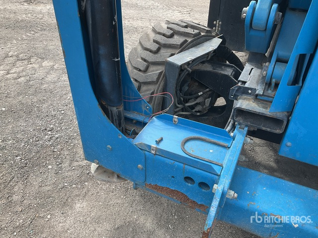 2015 Genie GS-5390 4x4 Diesel Scissor Lift - Piattaforma a pantografo: foto 4 2015 Genie GS-5390 4x4 Diesel Scissor Lift - Piattaforma a pantografo: foto 4