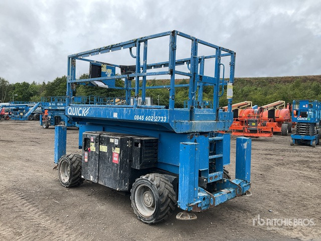 2016 Genie GS3369RT 4x4 Diesel Scissor Lift - Piattaforma a pantografo: foto 3 2016 Genie GS3369RT 4x4 Diesel Scissor Lift - Piattaforma a pantografo: foto 3