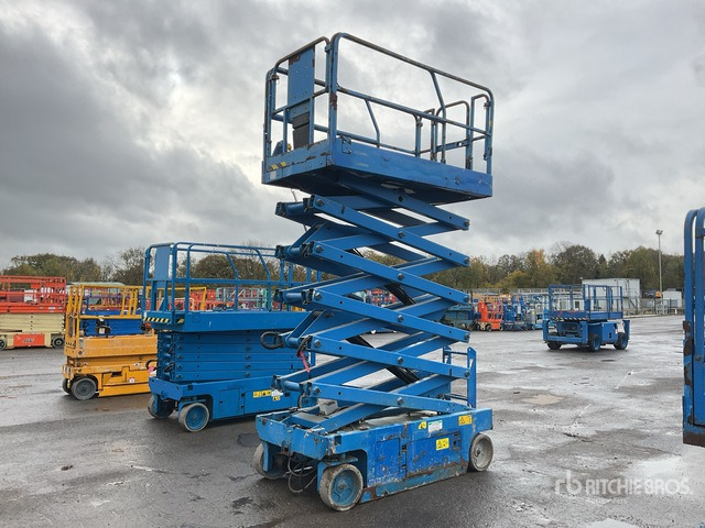 2016 Genie GS4047 Electric Scissor Lift - Piattaforma a pantografo: foto 1 2016 Genie GS4047 Electric Scissor Lift - Piattaforma a pantografo: foto 1