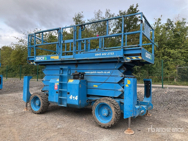 2016 Genie GS5390 4x4 Diesel Scissor Lift - Piattaforma a pantografo: foto 2 2016 Genie GS5390 4x4 Diesel Scissor Lift - Piattaforma a pantografo: foto 2