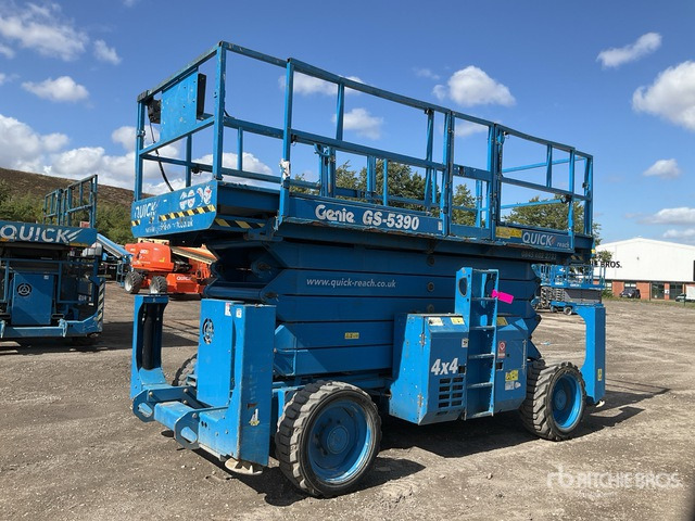 2016 Genie GS5390 4x4 Diesel Scissor Lift - Piattaforma a pantografo: foto 1 2016 Genie GS5390 4x4 Diesel Scissor Lift - Piattaforma a pantografo: foto 1