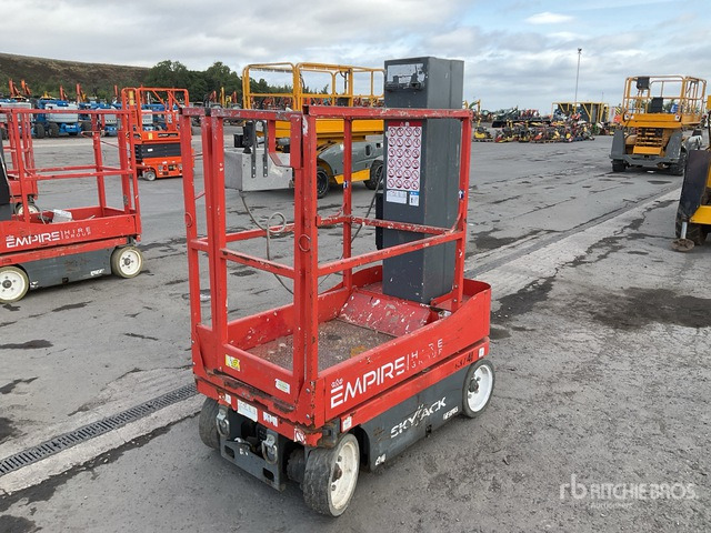 2016 Skyjack SJ16 Vertical Mast Lift - Elevatore verticale: foto 2 2016 Skyjack SJ16 Vertical Mast Lift - Elevatore verticale: foto 2