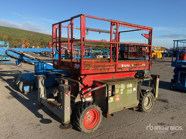 2016 Skyjack SJ5832 4x4 Diesel Scissor Lift - Piattaforma a pantografo: foto 4 2016 Skyjack SJ5832 4x4 Diesel Scissor Lift - Piattaforma a pantografo: foto 4